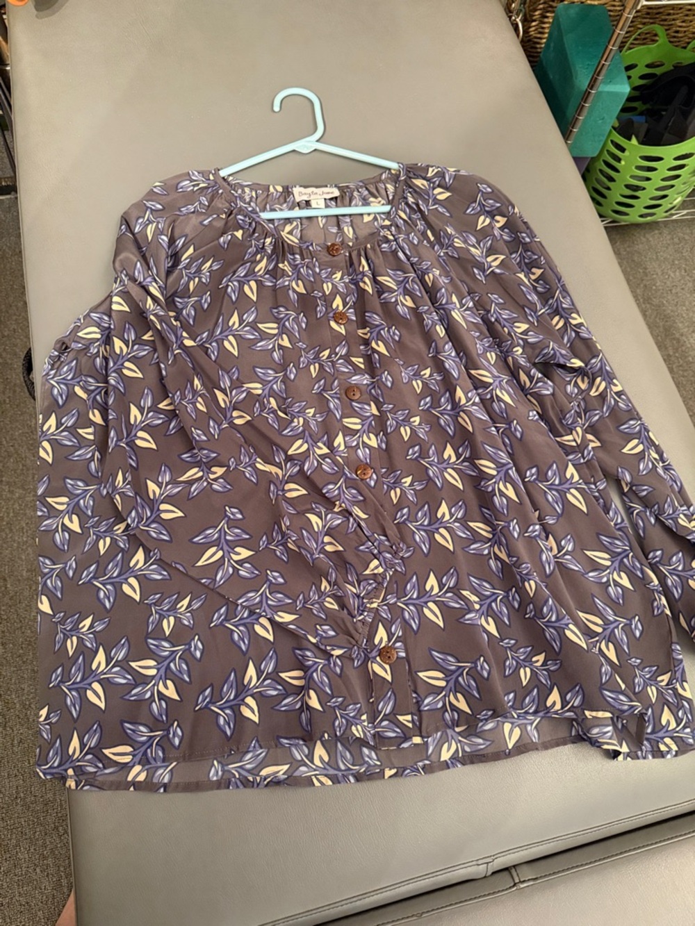 Relaxed Button-Front Floral Print Blouse in Lavender